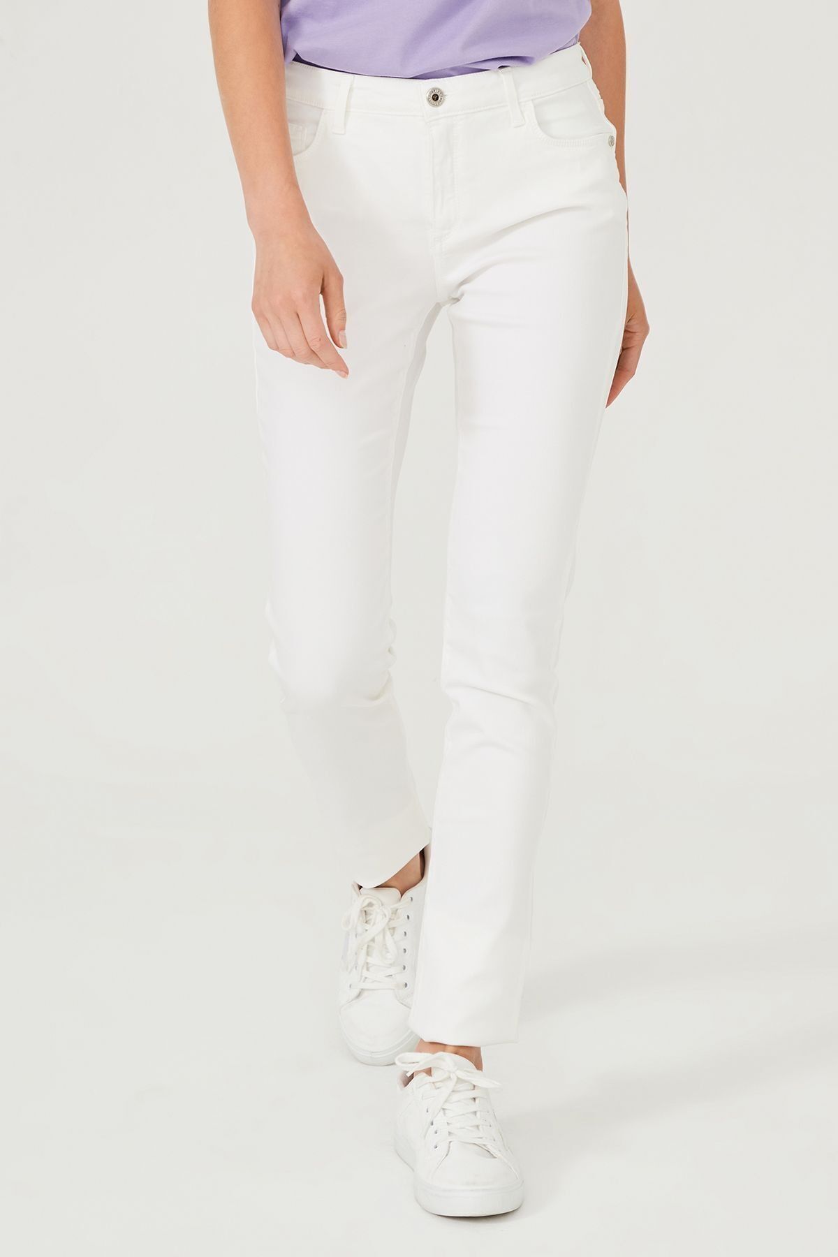 Düşük Bel Dar Paça Kadın Jean Pantolon - 5
