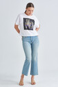 Guess Kadın Baskılı Crop T-Shirt - Thumbnail